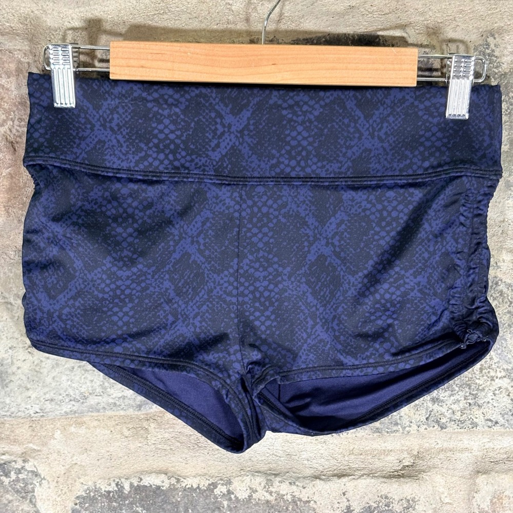 Athleta Navy‎ Blue Black Snake Print Athletic Shorts Women's XS Ruching Spandex